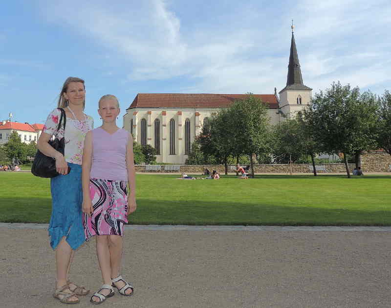 Kostel Poven sv. Ke